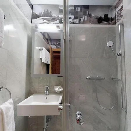Giant 7 * St. Moritz